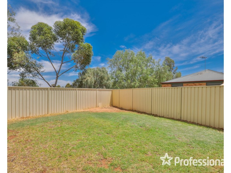 14 Lisa Court, Mildura VIC 3500