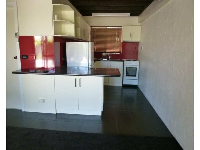 2/24 Adelaide Street, Gol Gol NSW 2738