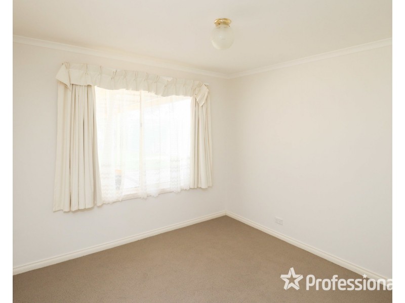 228 Boobook Avenue, Cardross VIC 3496