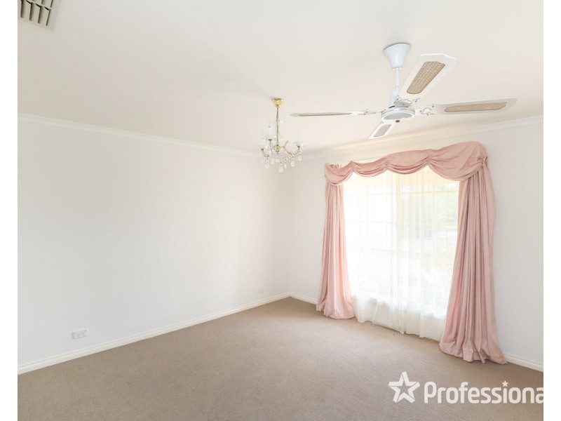 228 Boobook Avenue, Cardross VIC 3496