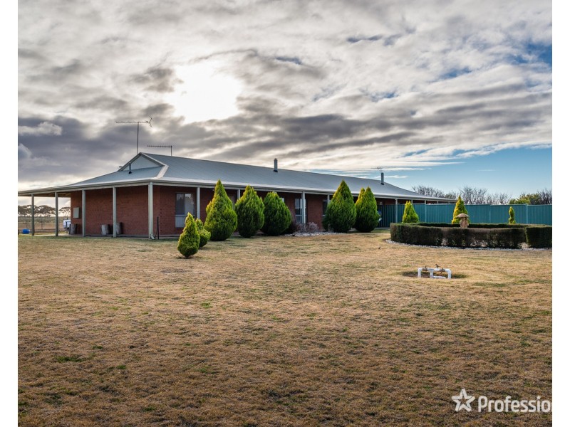 2756 Tapalin Mail Road, Euston NSW 2737