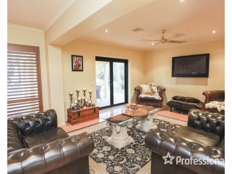 1 Riverview Rise, Gol Gol NSW 2738