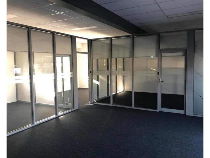 Upstairs/155 Madden Avenue, Mildura VIC 3500