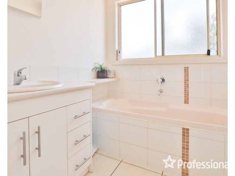 14 Lisa Court, Mildura VIC 3500