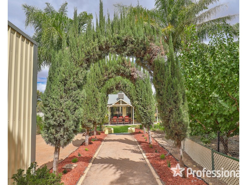 40 Wood Street, Gol Gol NSW 2738