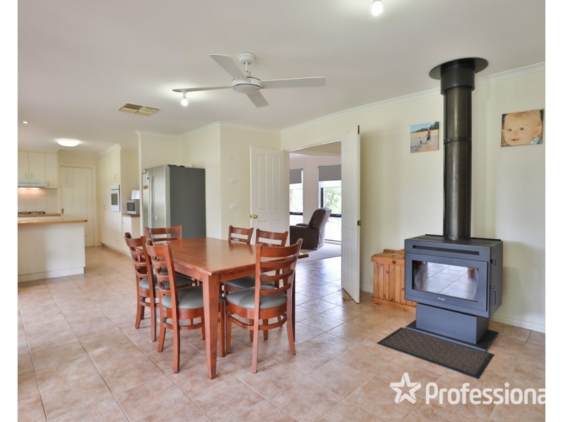40 Wood Street, Gol Gol NSW 2738