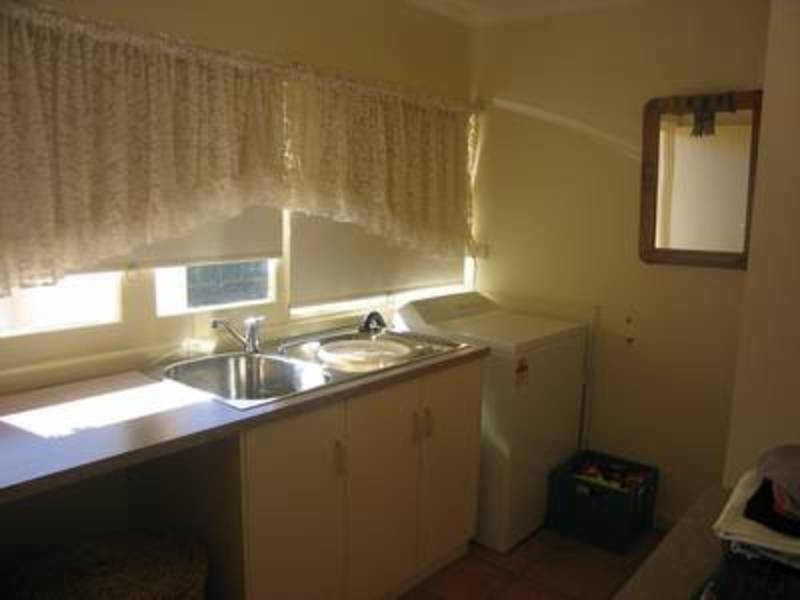 984 Benetook Avenue, Mildura South VIC 3501