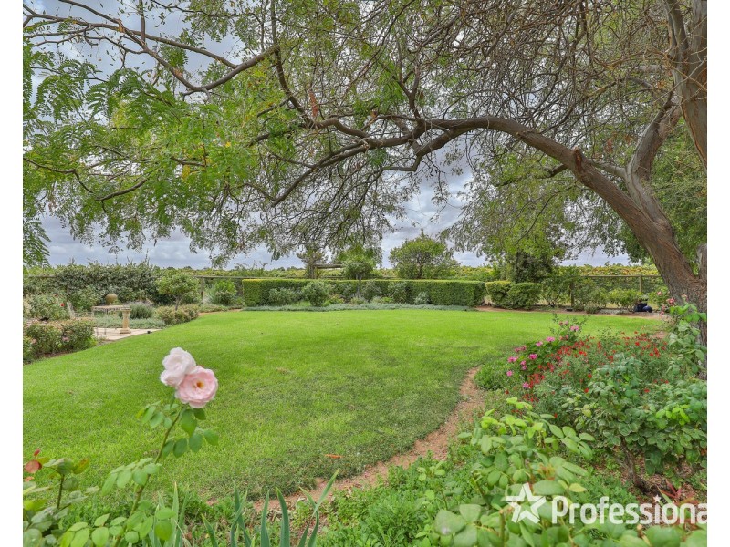 213 – 217 Koorlong Avenue, Nichols Point VIC 3501