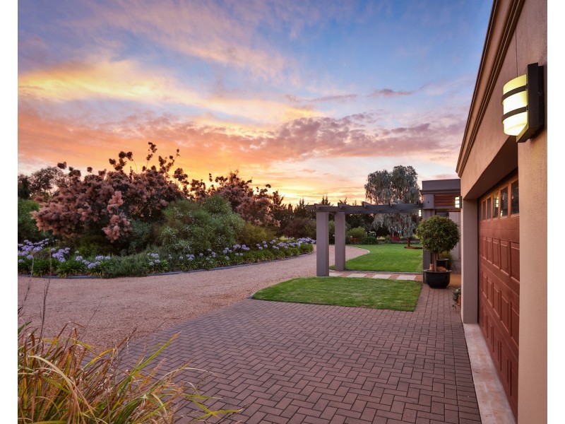 11 The Cobb & Co Way, Gol Gol NSW 2738