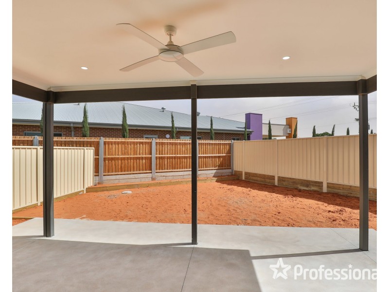 6 Midtown Drive, Mildura VIC 3500