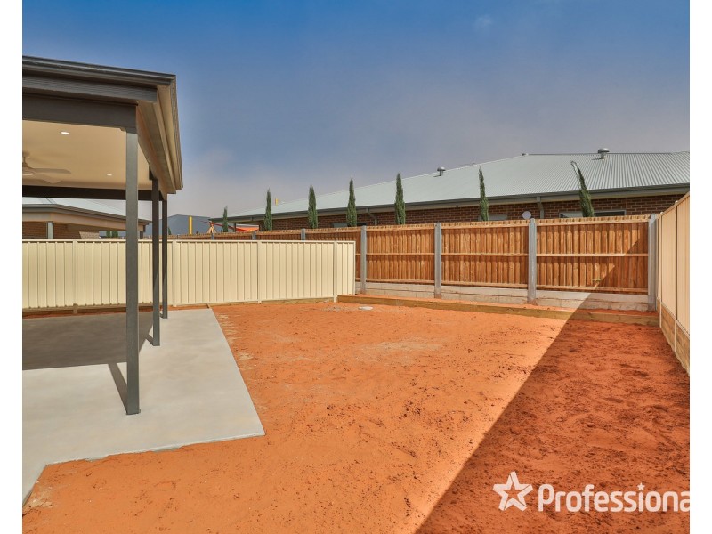 6 Midtown Drive, Mildura VIC 3500
