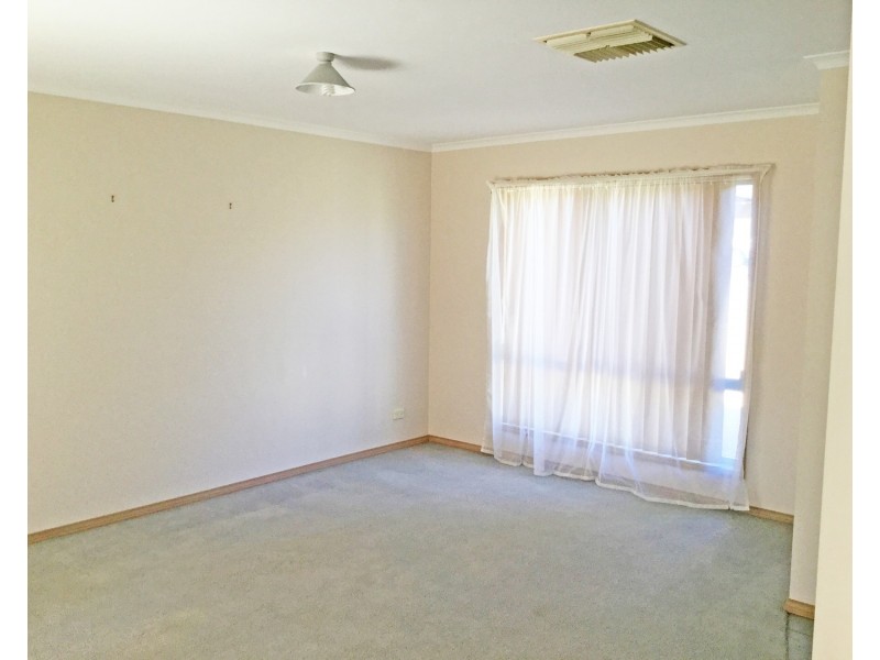 363 Walnut Avenue, Mildura VIC 3500