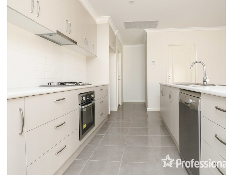 18 Davlin Drive, Mildura VIC 3500