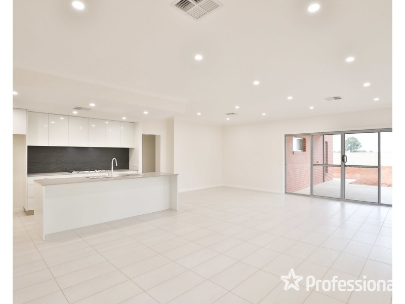 46 Springfield Drive, Mildura VIC 3500