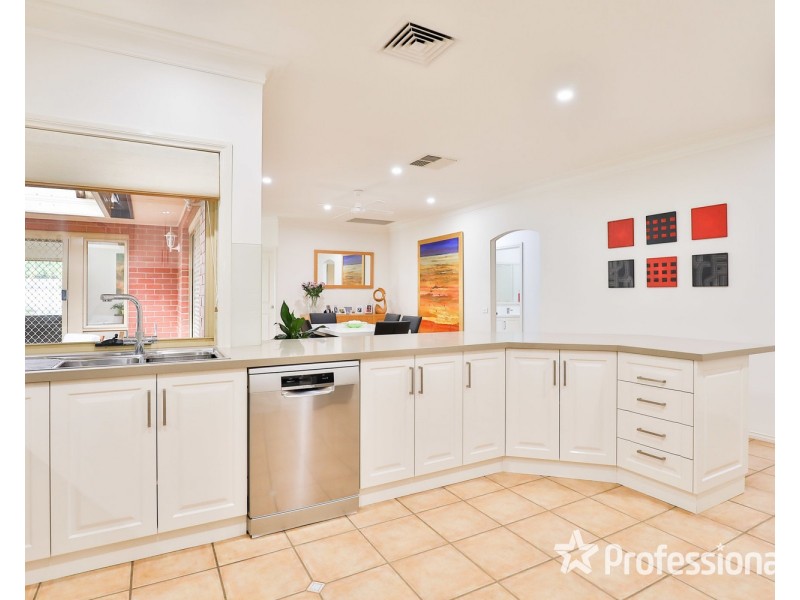 18 Cambridge Terrace, Mildura VIC 3500