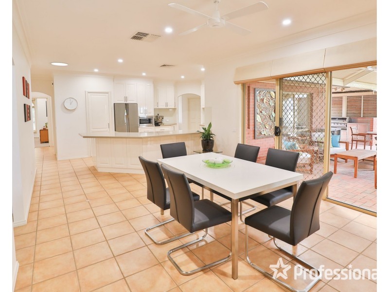 18 Cambridge Terrace, Mildura VIC 3500