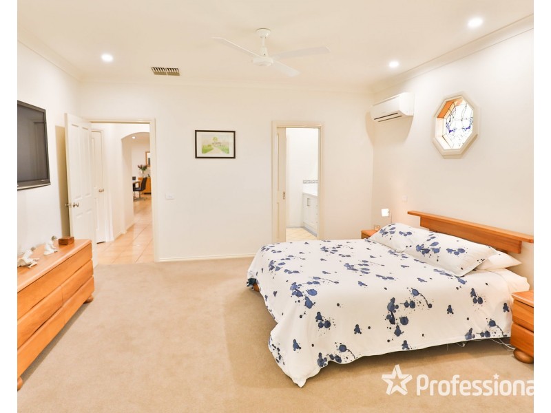 18 Cambridge Terrace, Mildura VIC 3500