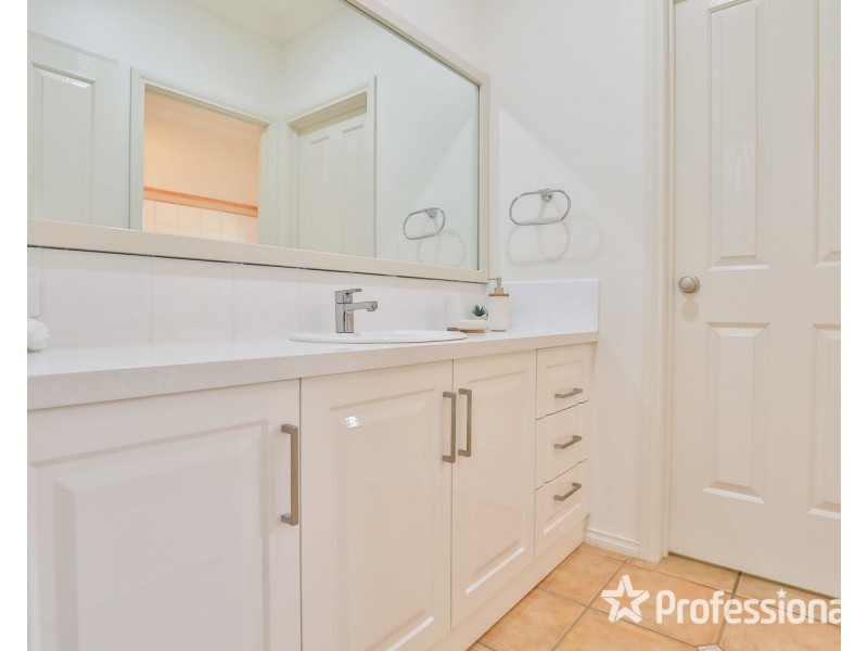 18 Cambridge Terrace, Mildura VIC 3500