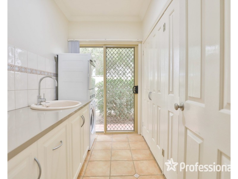 18 Cambridge Terrace, Mildura VIC 3500