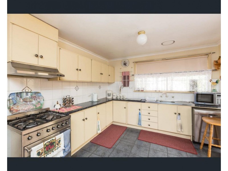 8 Myall Place, Mildura VIC 3500