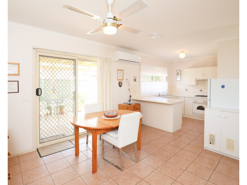 8 Raymond Court, Mildura VIC 3500