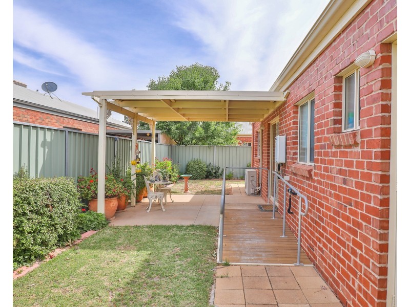 8 Raymond Court, Mildura VIC 3500