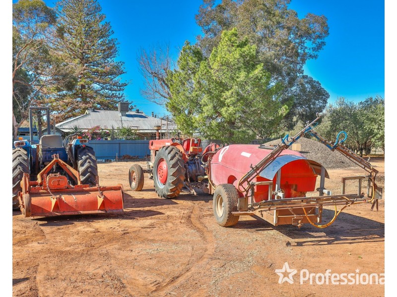 108 & 124 Tulloch Road, Red Cliffs VIC 3496