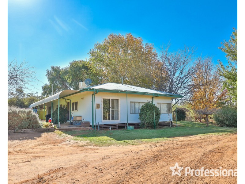 108 & 124 Tulloch Road, Red Cliffs VIC 3496