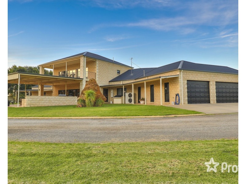 22 The Cobb & Co Way, Gol Gol NSW 2738