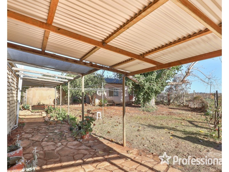 97 Wonega Avenue, Red Cliffs VIC 3496