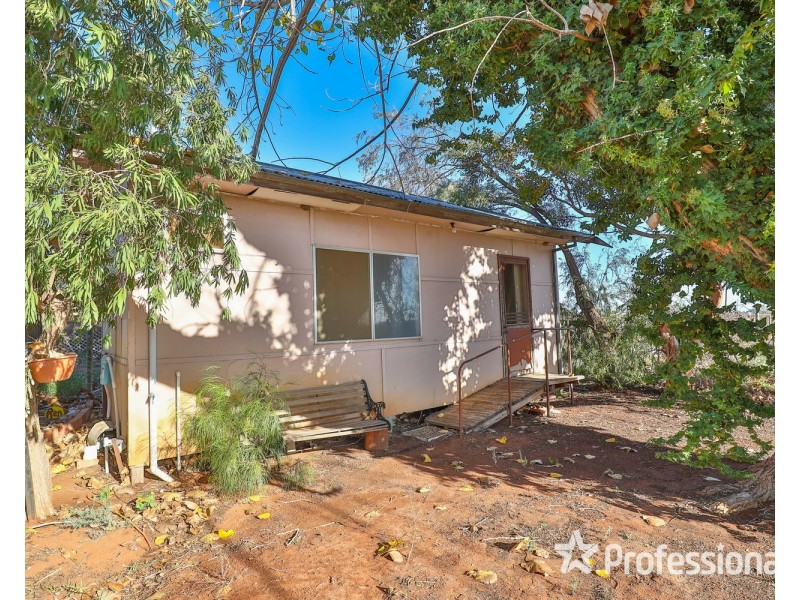 97 Wonega Avenue, Red Cliffs VIC 3496