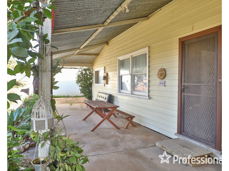 97 Wonega Avenue, Red Cliffs VIC 3496