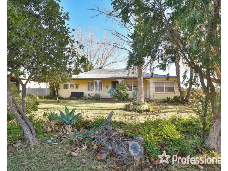 97 Wonega Avenue, Red Cliffs VIC 3496