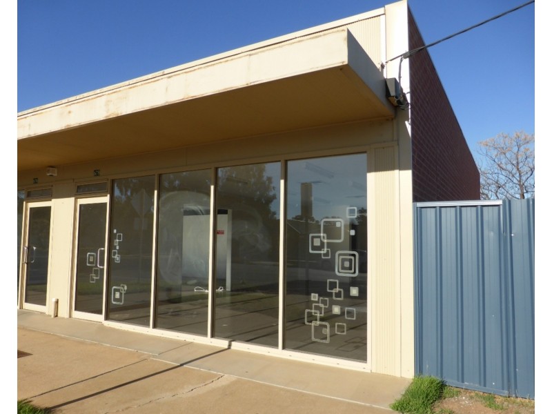 678 Koorlong Avenue, Irymple VIC 3498