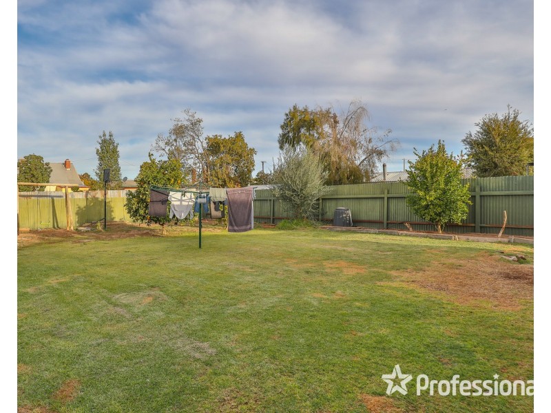 112 Magnolia Avenue, Mildura VIC 3500