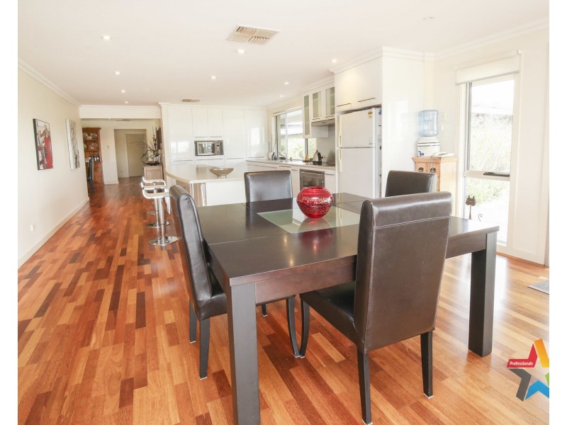 26 & 62 Sculthorpe Road, Nangiloc VIC 3494