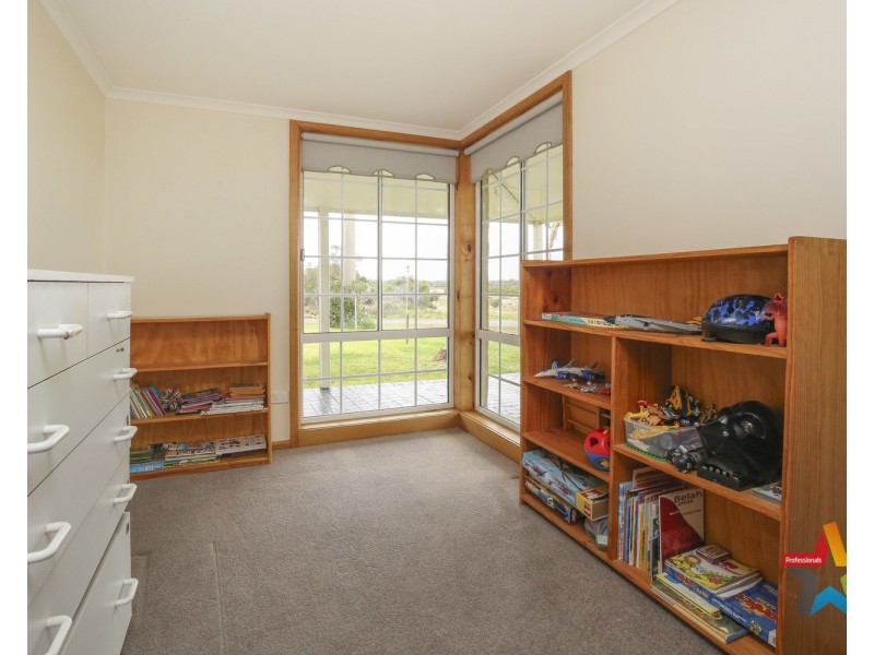 26 & 62 Sculthorpe Road, Nangiloc VIC 3494