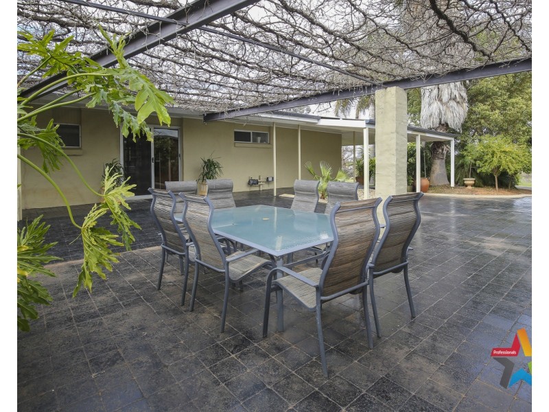 26 & 62 Sculthorpe Road, Nangiloc VIC 3494