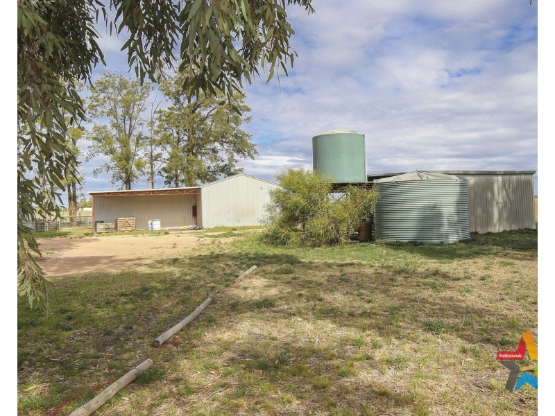 26 & 62 Sculthorpe Road, Nangiloc VIC 3494