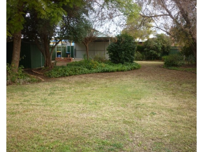 77 Orange Avenue, Mildura VIC 3500