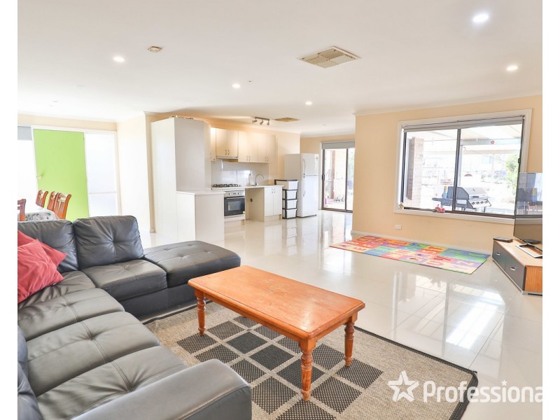 1214 Cowra Avenue, Irymple VIC 3498