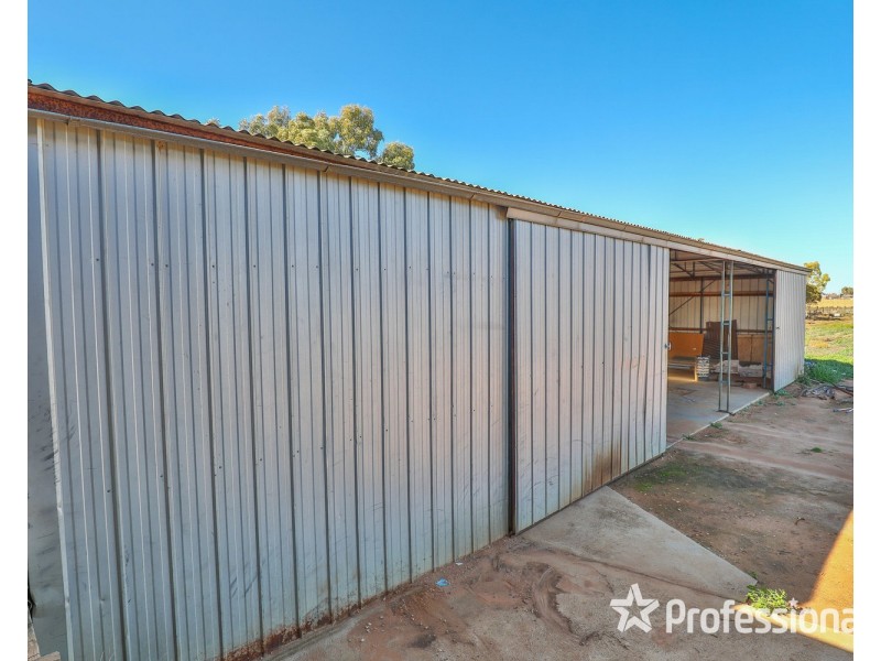 1214 Cowra Avenue, Irymple VIC 3498