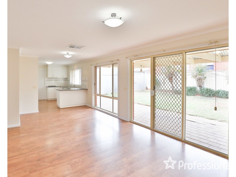 24 Wood Street, Gol Gol NSW 2738