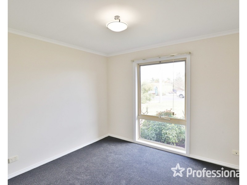 24 Wood Street, Gol Gol NSW 2738