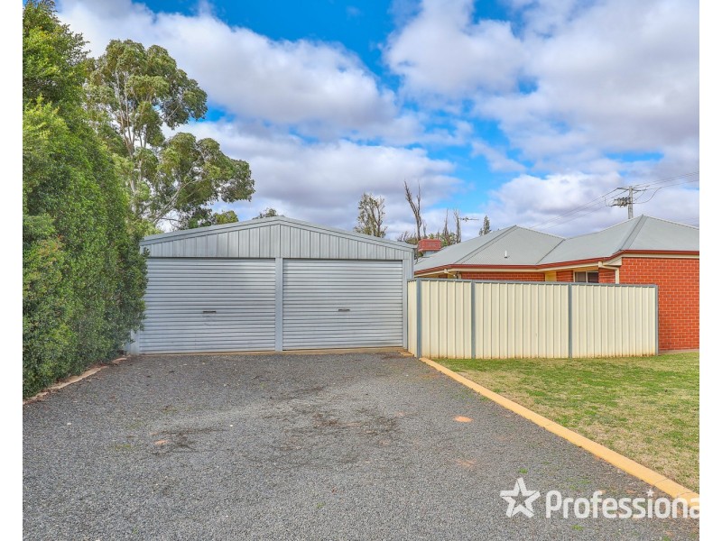 24 Wood Street, Gol Gol NSW 2738