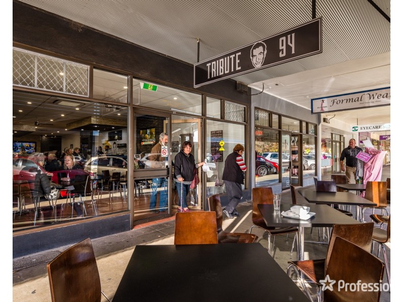 94 Langtree Avenue, Mildura VIC 3500