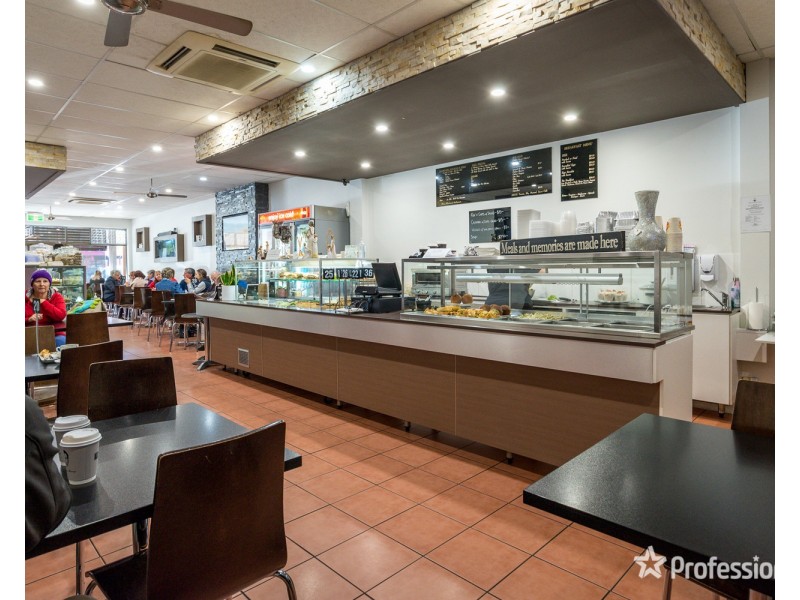 94 Langtree Avenue, Mildura VIC 3500