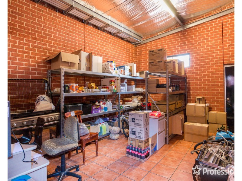 94 Langtree Avenue, Mildura VIC 3500