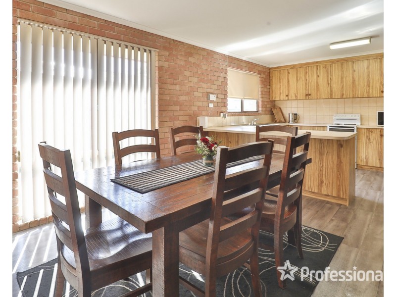 8 Hampton Court, Red Cliffs VIC 3496