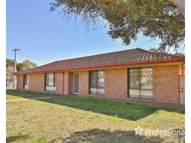 8 Hampton Court, Red Cliffs VIC 3496